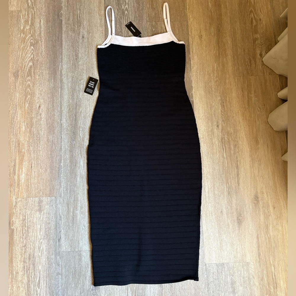 NWT Express Body Contour brand ribbed white tipped midi sweater dress. Size S - Picture 4 of 7